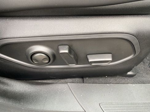 New 2026 Jeep Cherokee Limited image 12