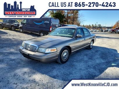 Used 2001 Ford Crown Victoria