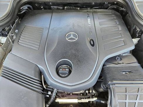 Used 2022 Mercedes-Benz GLS 450 4MATIC image 22