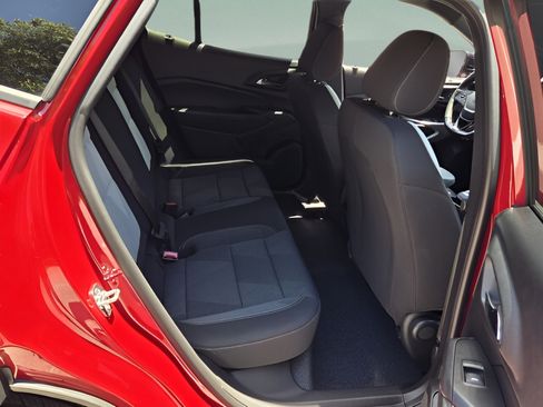 New 2026 Chevrolet Trax RS w/ Sunroof Package FWD image 14