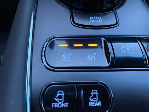 New 2026 Genesis G90 3.5T Prestige image 24