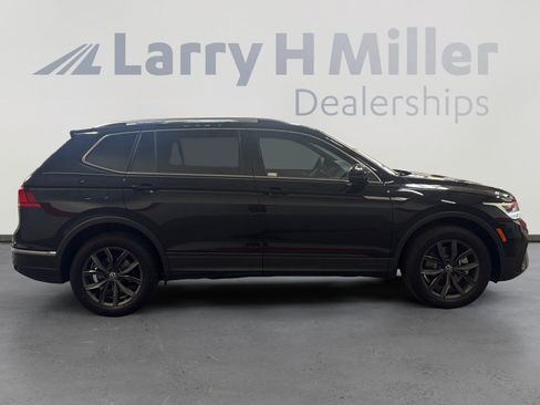 Used 2023 Volkswagen Tiguan SE FWD image 6