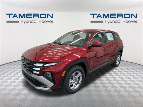 New 2026 Hyundai Tucson SE image 1