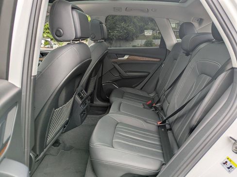 Used 2023 Audi Q5 2.0T Premium w/ Convenience Package AWD/4WD image 30