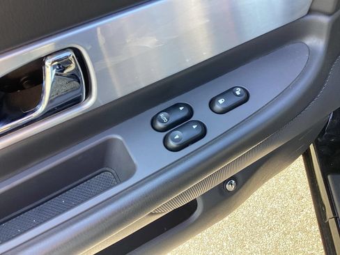 Used 2002 Ford Thunderbird RWD image 10