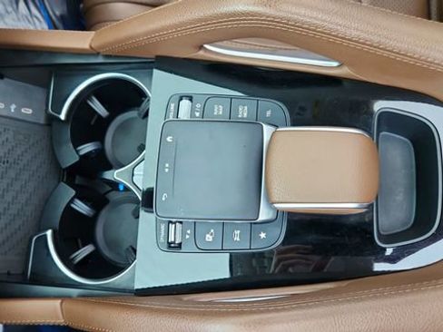 Used 2024 Mercedes-Benz GLE 450e 4MATIC w/ AMG Line Exterior image 52