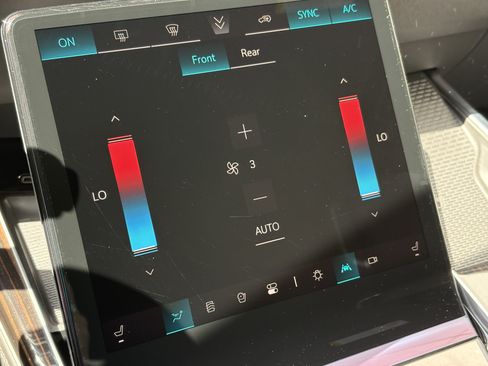 New 2026 Cadillac Escalade Luxury AWD/4WD image 27