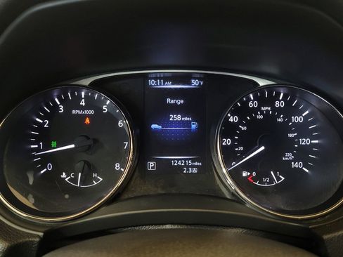 Used 2014 Nissan Rogue SV AWD/4WD image 23