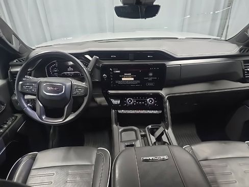 Used 2024 GMC Sierra 2500 AT4X w/ AT4X AEV Edition image 13