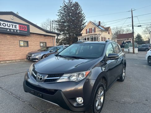 Used 2015 Toyota RAV4 XLE image 2