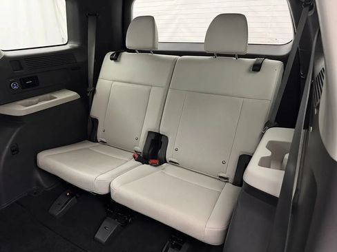 Used 2024 Hyundai Santa Fe SEL FWD image 29