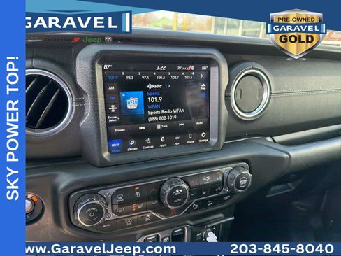 Used 2021 Jeep Wrangler Unlimited Sahara image 10