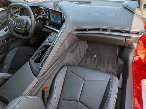 Used 2025 Chevrolet Corvette 1LT image 18