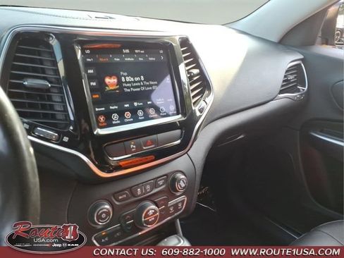Used 2020 Jeep Cherokee Limited AWD/4WD image 33