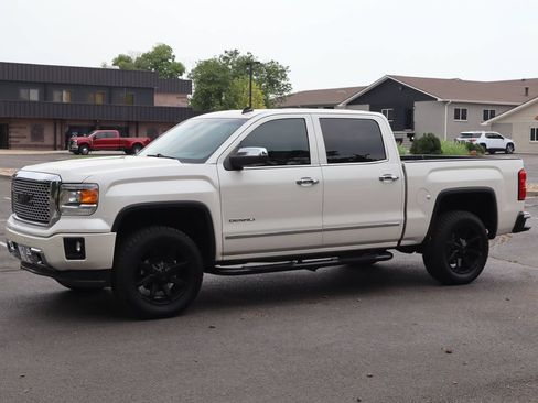 Used 2014 GMC Sierra 1500 Denali AWD/4WD image 10