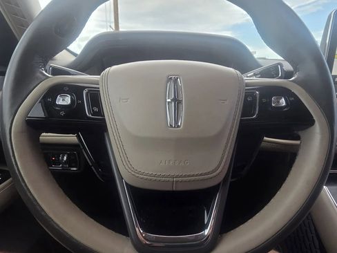 Used 2022 Lincoln Aviator Reserve w/ Equipment Group 201A AWD/4WD image 24