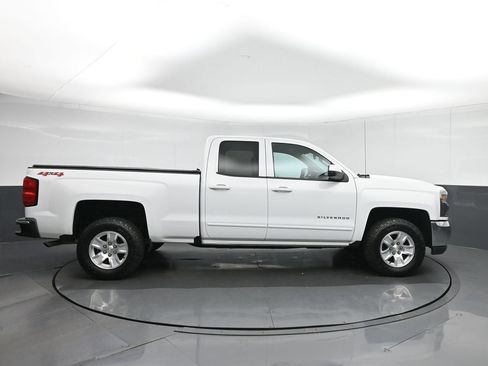 Used 2018 Chevrolet Silverado 1500 LT AWD/4WD image 8