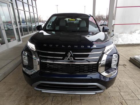 New 2026 Mitsubishi Outlander Trail Edition image 2