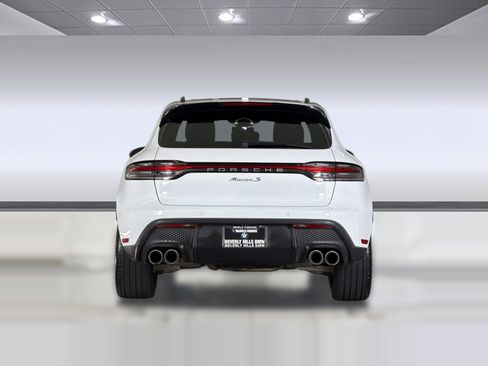 Used 2023 Porsche Macan S AWD/4WD image 10