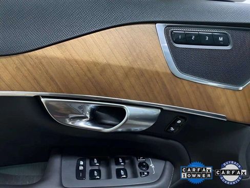 Used 2025 Volvo XC90 B6 Plus image 36
