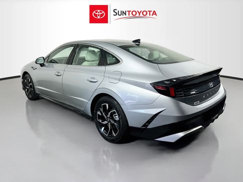 Used 2025 Hyundai Sonata SEL FWD image 6