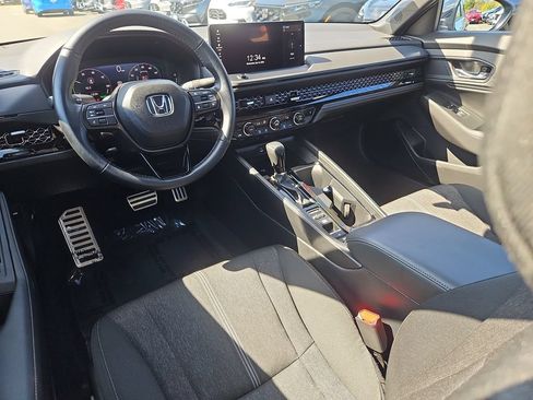 Used 2025 Honda Accord Sport image 11