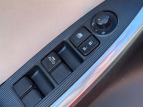 Used 2014 MAZDA CX-5 Touring image 16