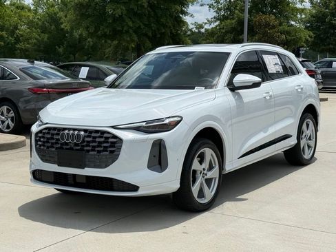 Used 2026 Audi Q5 Premium Plus AWD/4WD image 10