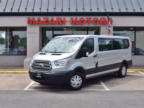 Used 2017 Ford Transit 350 XLT RWD image 2