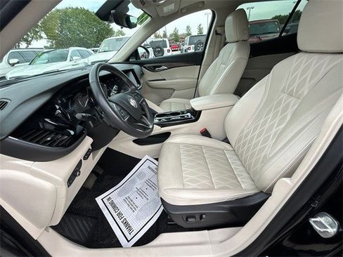 Used 2022 Buick Envision Avenir w/ Technology Package II image 14