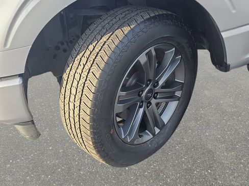 Used 2023 Ford F150 Lariat image 29