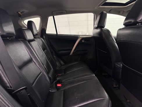 Used 2015 Toyota RAV4 XLE image 27