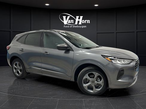 Used 2024 Ford Escape ST-Line w/ Tech Pack #1 AWD/4WD image 1