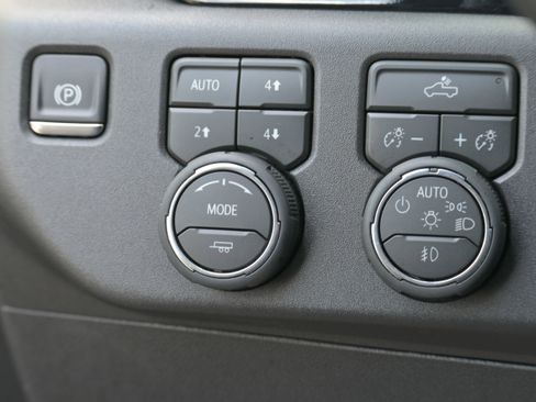 New 2026 Chevrolet Silverado 1500 LT Trail Boss AWD/4WD image 24