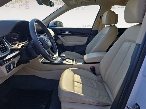 Used 2019 Audi Q5 2.0T Premium Plus w/ Premium Plus Package AWD/4WD image 9