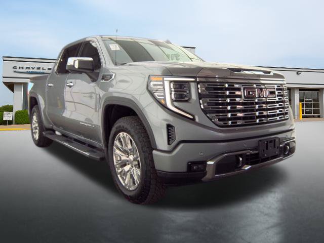 Used 2026 GMC Sierra 1500 Denali w/ Technology Package AWD/4WD image 2
