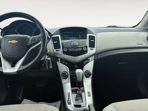 Used 2013 Chevrolet Cruze Eco FWD image 8