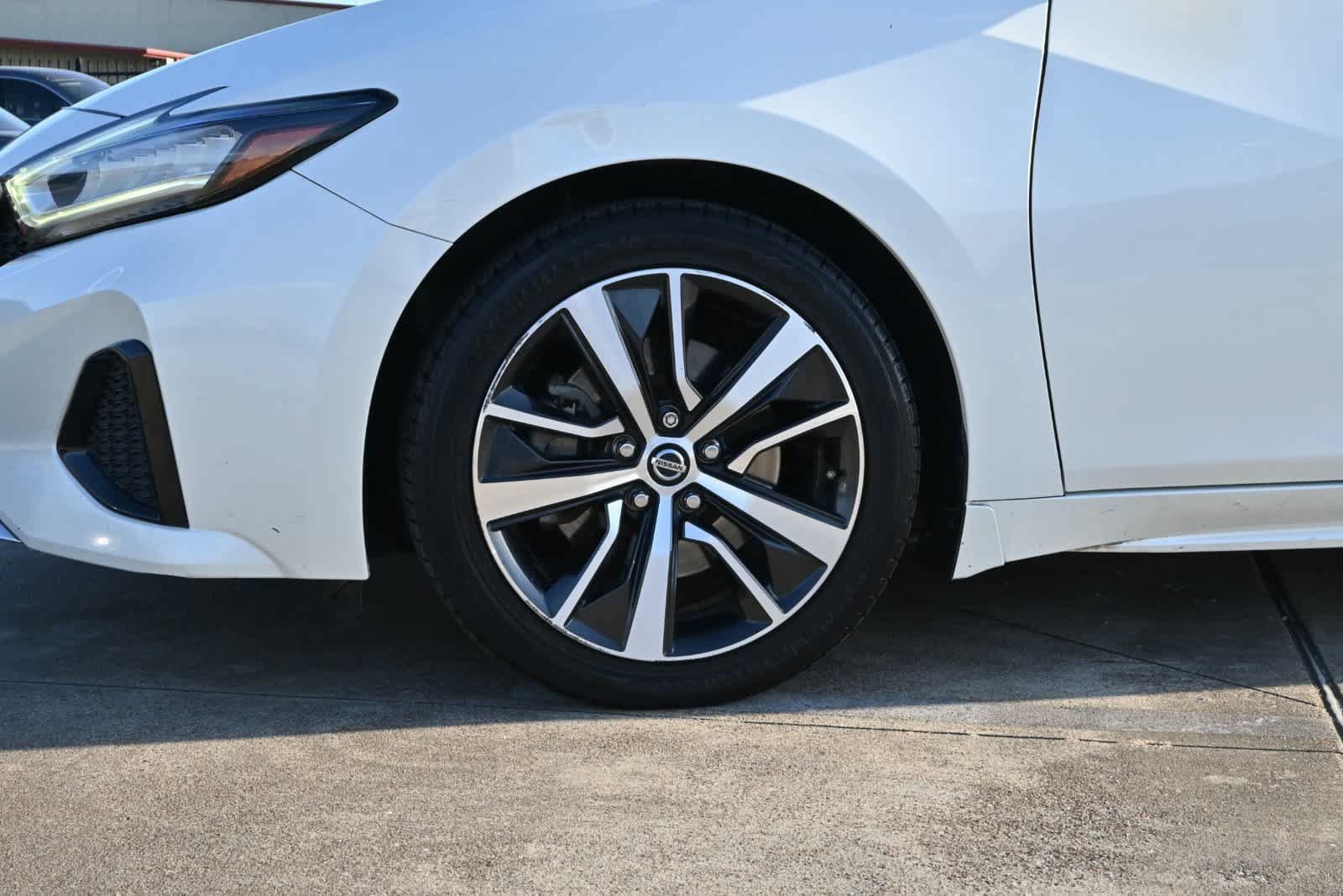 Used 2020 Nissan Maxima 3.5 SV w/ Floor Mat Group FWD image 24