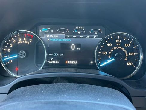 Used 2019 Ford F150 Lariat w/ FX4 Off-Road Package image 8