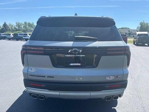 Used 2024 Chevrolet Traverse Z71 w/ Enhanced Driving Package AWD/4WD image 4