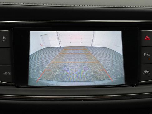Used 2019 Buick Enclave Premium w/ Experience Buick Package FWD image 4