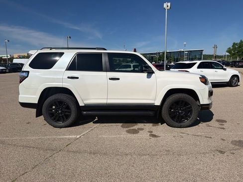 Used 2020 Toyota 4Runner Nightshade AWD/4WD image 4