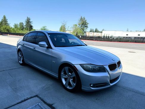 Used 2010 BMW 335i Sedan RWD image 7