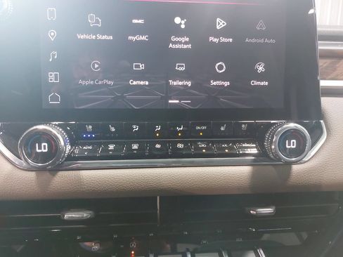 New 2026 GMC Canyon Denali AWD/4WD image 20