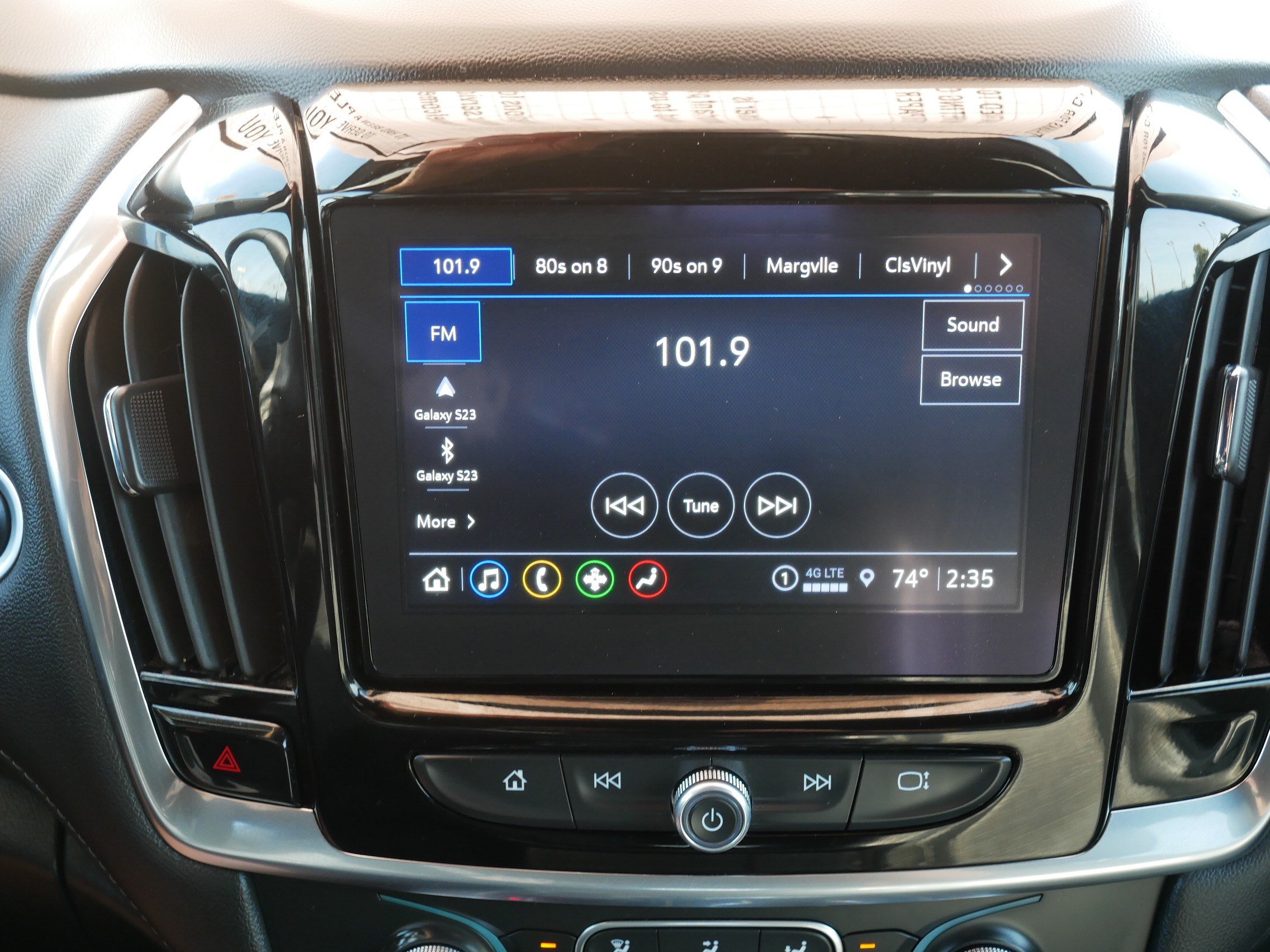 Used 2023 Chevrolet Traverse LT AWD/4WD image 22