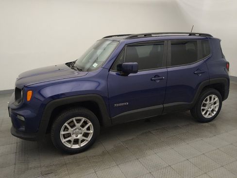 Used 2021 Jeep Renegade Latitude FWD image 2
