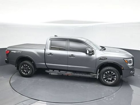 Used 2022 Nissan Titan PRO-4X w/ Pro-4x Convenience Package AWD/4WD image 49