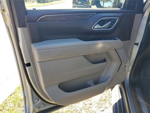 Used 2024 Chevrolet Tahoe LT image 12