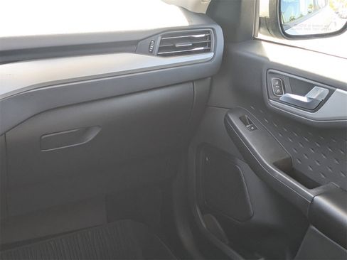 Used 2020 Ford Escape SEL image 19