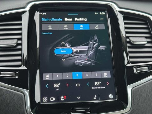 Certified 2023 Volvo XC90 T8 Ultimate image 29